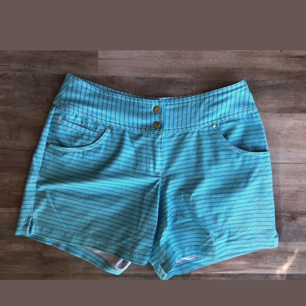 Slazenger womens shorts size 4